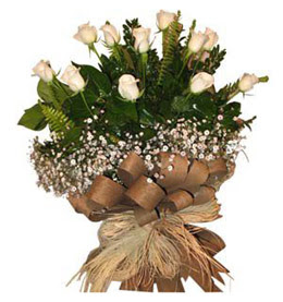  Trabzon çiçek siparişi vermek  9 adet beyaz gül buketi