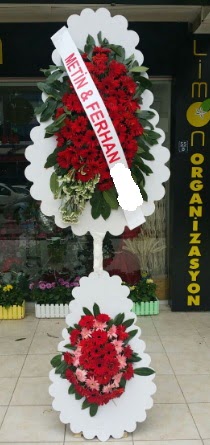 Çift katlı düğün nikah çiçeği modeli  Trabzon anneler günü çiçek yolla 