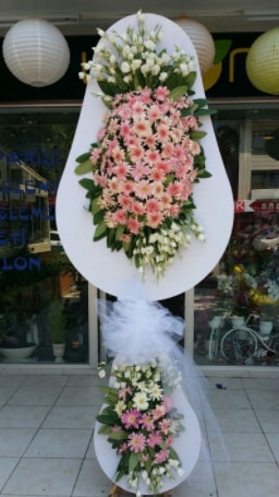 Çift katlı özel şahane sepet çiçeği  Trabzon çiçek siparişi vermek 